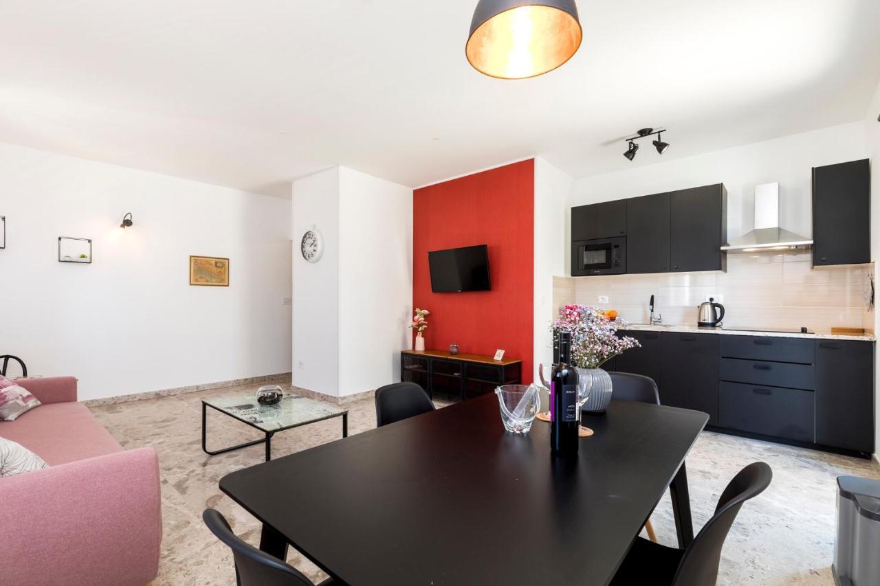 Apartment Medea, St. Martin มาลีโลชินจ์ ภายนอก รูปภาพ